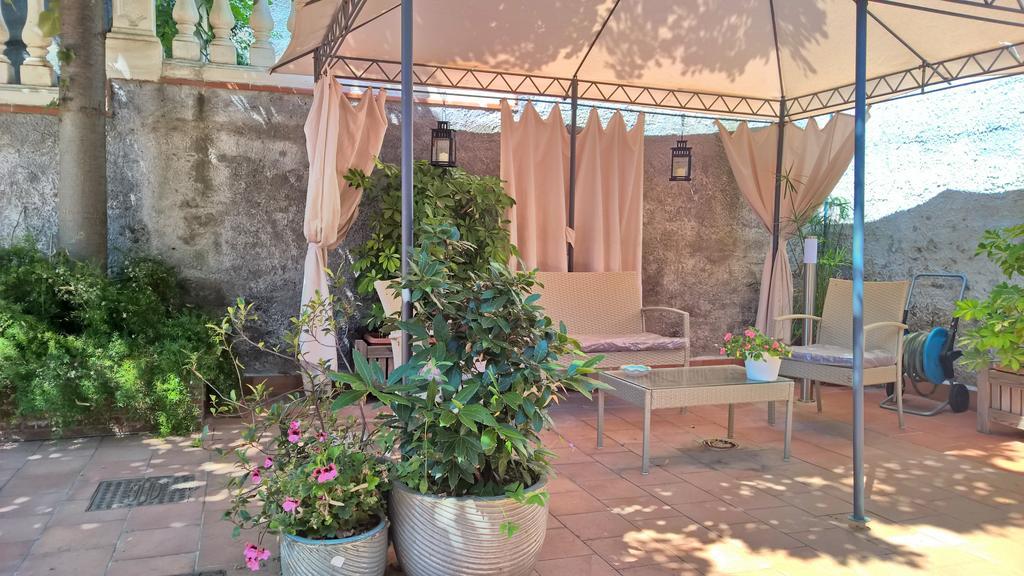 Sant'Antonio Garden Rooms Apartments Nicolosi Ngoại thất bức ảnh